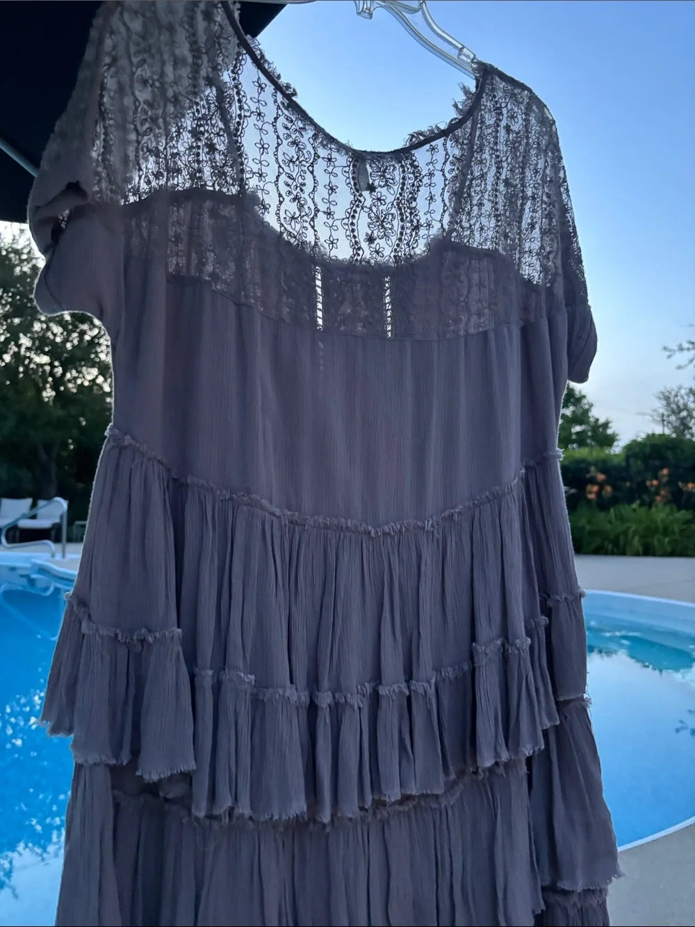 FP Gray Lavender Taupe Tiered Ruffle Lace Baby Doll Cap sleeve Tunic L XL fit